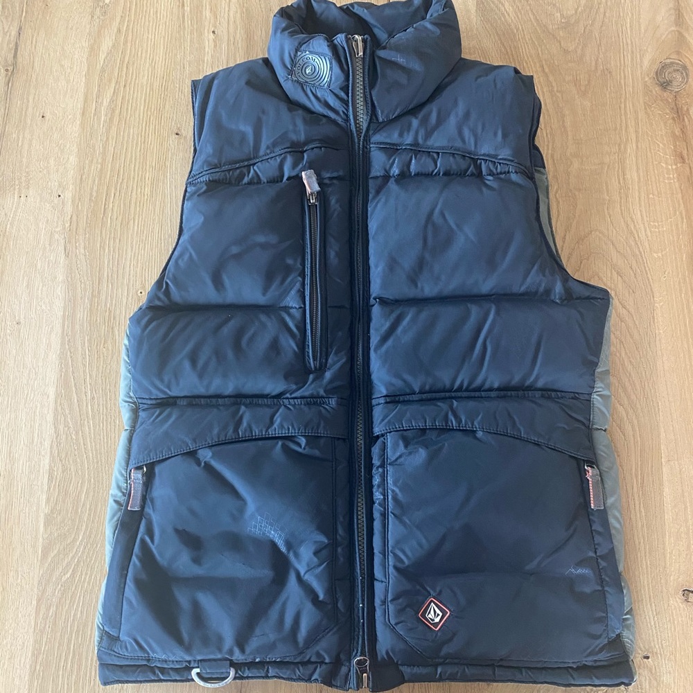 VOLCOM Puffy Reversible Down Vest
